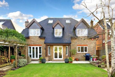 5 bedroom detached house for sale, Redwood Place, Beaconsfield, Buckinghamshire, HP9