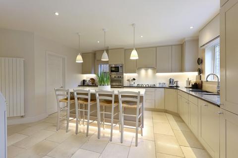 5 bedroom detached house for sale, Redwood Place, Beaconsfield, Buckinghamshire, HP9