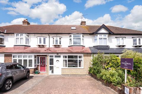 4 bedroom terraced house for sale, Belfield Road, Ewell