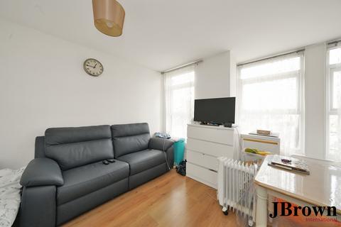 1 bedroom flat for sale, 52 Eastern Road, Romford, Essex, RM1