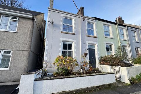 4 bedroom end of terrace house for sale, Bannawell Street, Tavistock PL19