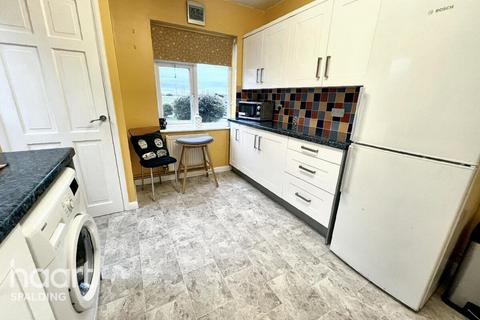 4 Broadgate, Weston Hills, Spalding, PE12 6DQ