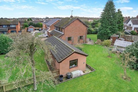 4 bedroom detached house for sale, Andrews Close, Tarvin, CH3