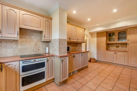 12 Andrews Close, Tarvin, Chester, CH3 8LN