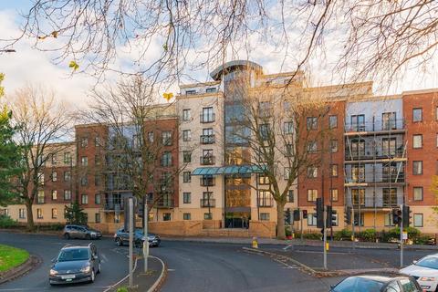 2 bedroom flat for sale, Squires Court, Bedminster