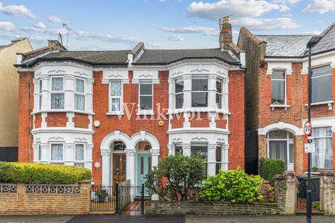 3 bedroom semi-detached house for sale, Lausanne Road, London, N8