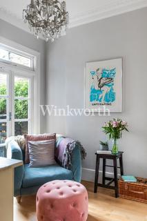 3 bedroom semi-detached house for sale, Lausanne Road, London, N8