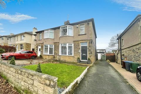 3 bedroom semi-detached house for sale, Cyprus Avenue, Thackley