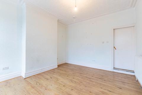 3 bedroom terraced house for sale, Leeds LS4