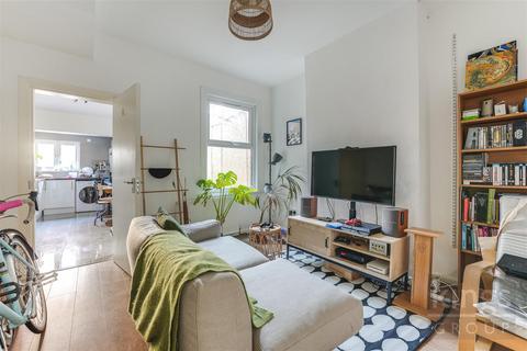 3 bedroom house for sale, Browns Road, Walthamstow, London