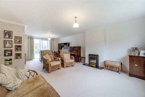 4 bedroom detached bungalow for sale, The Kylins, Morpeth NE61