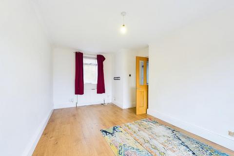 8 Kent Road, Bingley, BD16 4PF