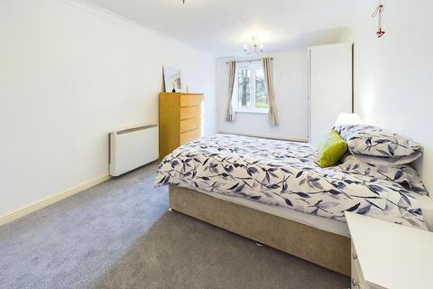 2 bedroom apartment for sale, Aire Valley Court, Beech Street, Bingley