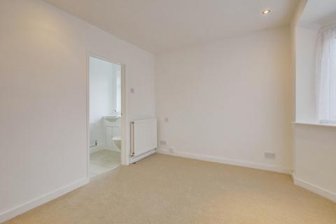 6 Albert Road, Benfleet, SS7 4DJ