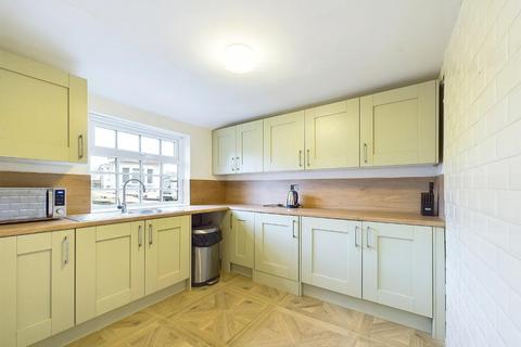 5 bedroom house for sale, Broadstones Park, Sheriff Lane, Bingley