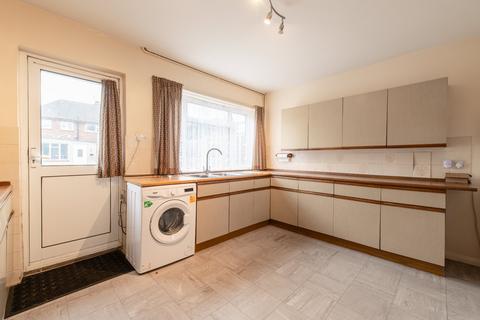 68 Hillside Avenue, Gravesend, DA12 5QR