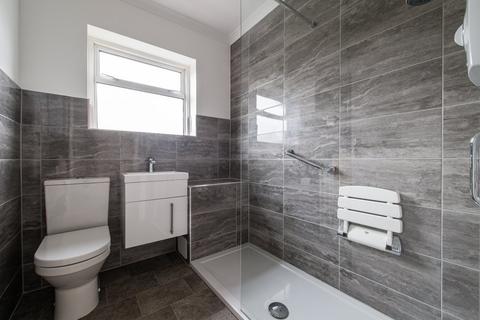 68 Hillside Avenue, Gravesend, DA12 5QR