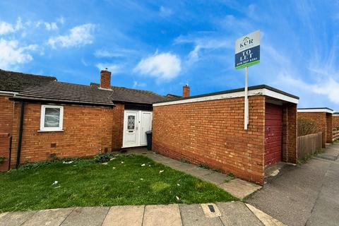 3 bedroom townhouse to rent, Ruddington Walk, Leicester LE4