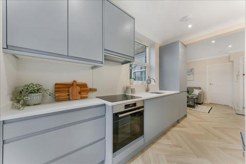 1 bedroom apartment for sale, Burlington Gardens, Fulham, London, SW6