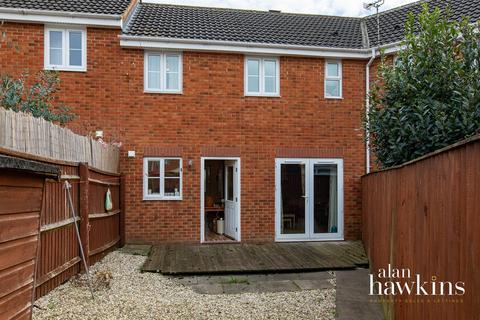 3 bedroom terraced house for sale, Sprats Barn Crescent, Royal Wootton Bassett, Swindon