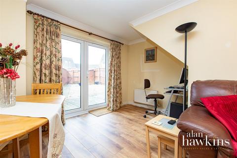 undefined, Sprats Barn Crescent, Royal Wootton Bassett SN4