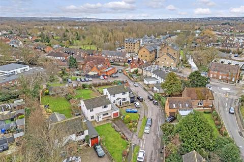 4 bedroom detached house for sale, Mill Race, Stanstead Abbotts