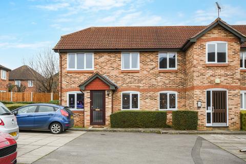 19 Earlsfield Drive, Chelmsford, CM2 6SX