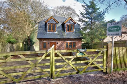 3 bedroom detached house for sale, Lith Crescent, Horndean, Waterlooville