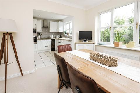 4 bedroom detached house for sale, Parklands Close, Worcestershire B97