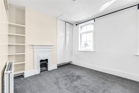 2 bedroom flat for sale, Amen Corner, Tooting, SW17