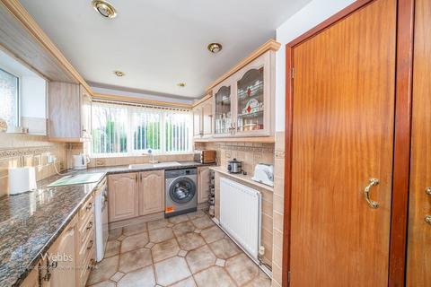 3 bedroom detached bungalow for sale, Enderley Drive, Bloxwich, Walsall WS3