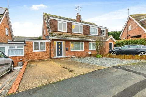 4 bedroom semi-detached house for sale, Saffron Way, Tiptree, CO5