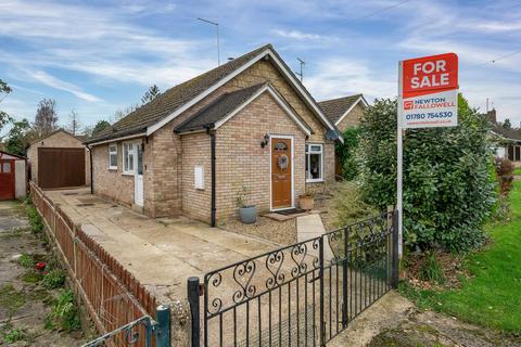 3 bedroom bungalow for sale, Forest Approach, Kings Cliffe, Stamford, PE8