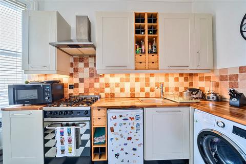 90a High Street, London, N8 7NU