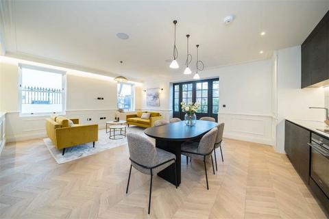 4 bedroom semi-detached house for sale, Park Hill, London SW4