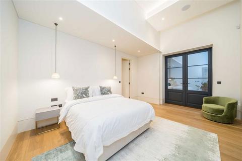 4 bedroom semi-detached house for sale, Park Hill, London SW4