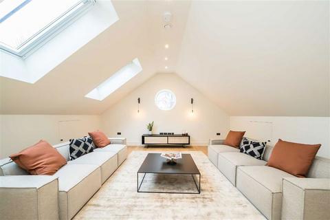4 bedroom semi-detached house for sale, Park Hill, London SW4