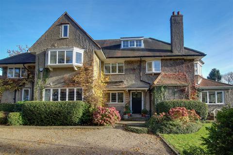 5 bedroom detached house for sale, Station Road, North Ferriby