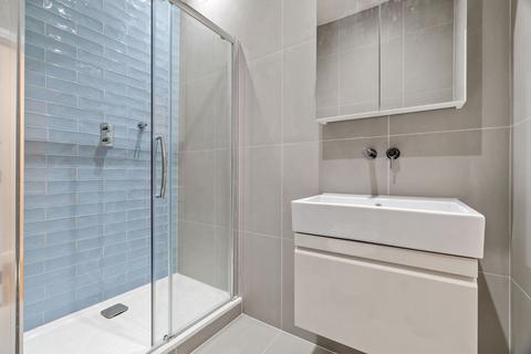 1 bedroom flat for sale, Knights Hill, London SE27