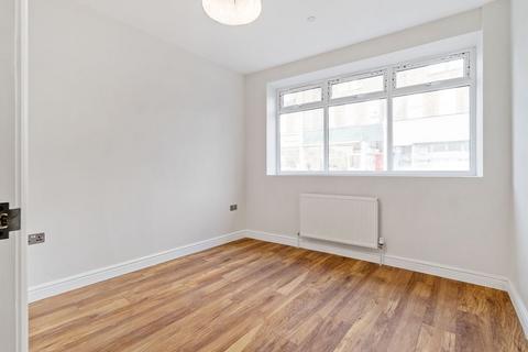 1 bedroom flat for sale, Knights Hill, London SE27