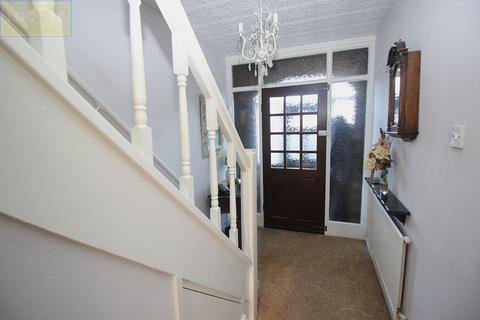 3 bedroom semi-detached house for sale, Eltham Drive, Davyhulme