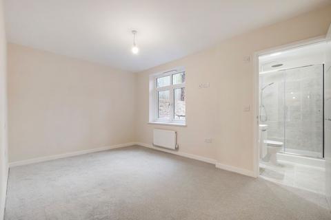 2 bedroom flat for sale, Bridge House, 3-5 High Street, Birmingham, B14 7BB