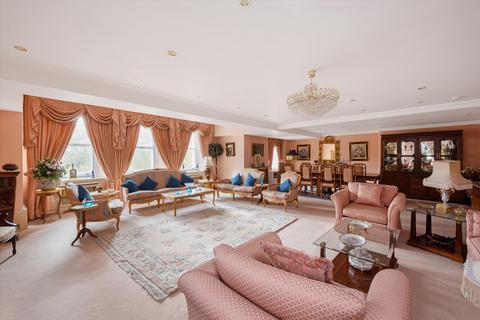 4 bedroom flat for sale, Lancaster Gate, London, W2