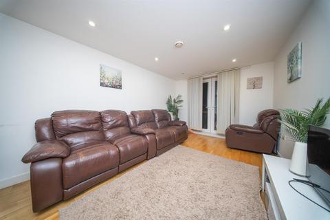 Flat 21, Langley House Beavers Lane, Hounslow, TW4 6ES
