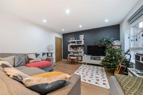 2 bedroom apartment for sale, Miles Road, London, N8