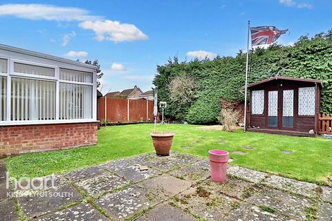 4 bedroom detached bungalow for sale, Hazel Close, West Winch