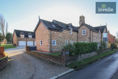 5 bedroom cottage for sale, Post Office Lane, Ashby Cum Fenby DN37