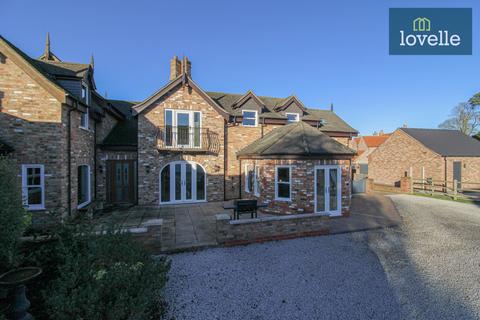 5 bedroom cottage for sale, Post Office Lane, Ashby Cum Fenby DN37