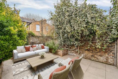 2 bedroom terraced house for sale, Tyneham Road, London, SW11