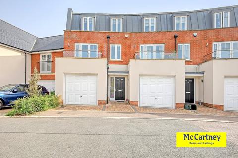 4 bedroom townhouse for sale, Rennoldson Green, Chelmsford, CM2